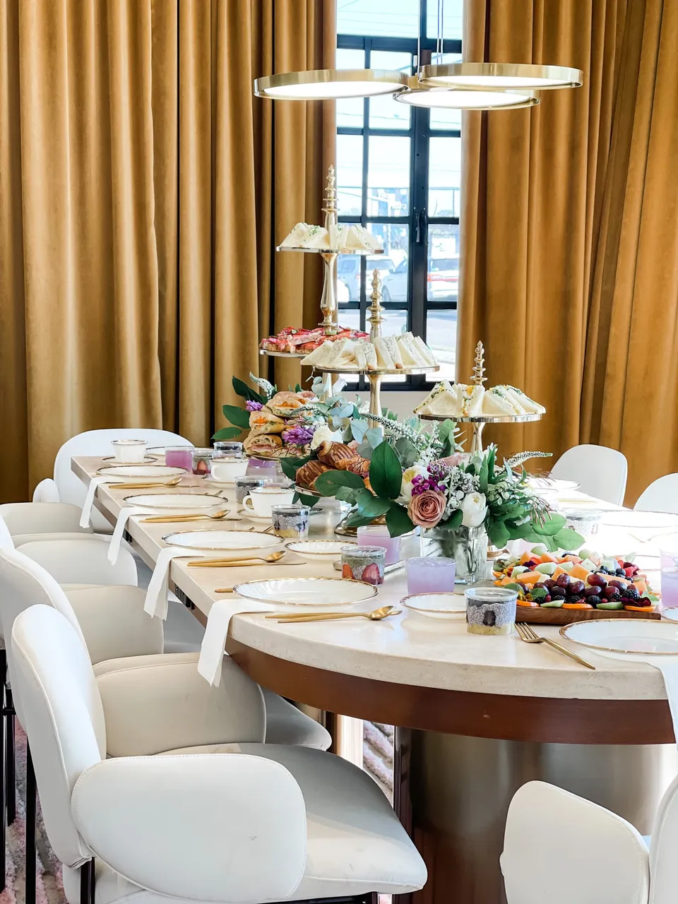 Sunday Press Conference Room