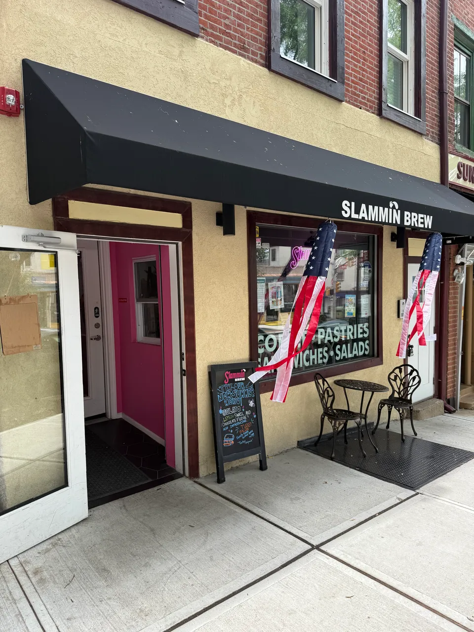 Slammin Brew: Where Flavor Meets Comfort