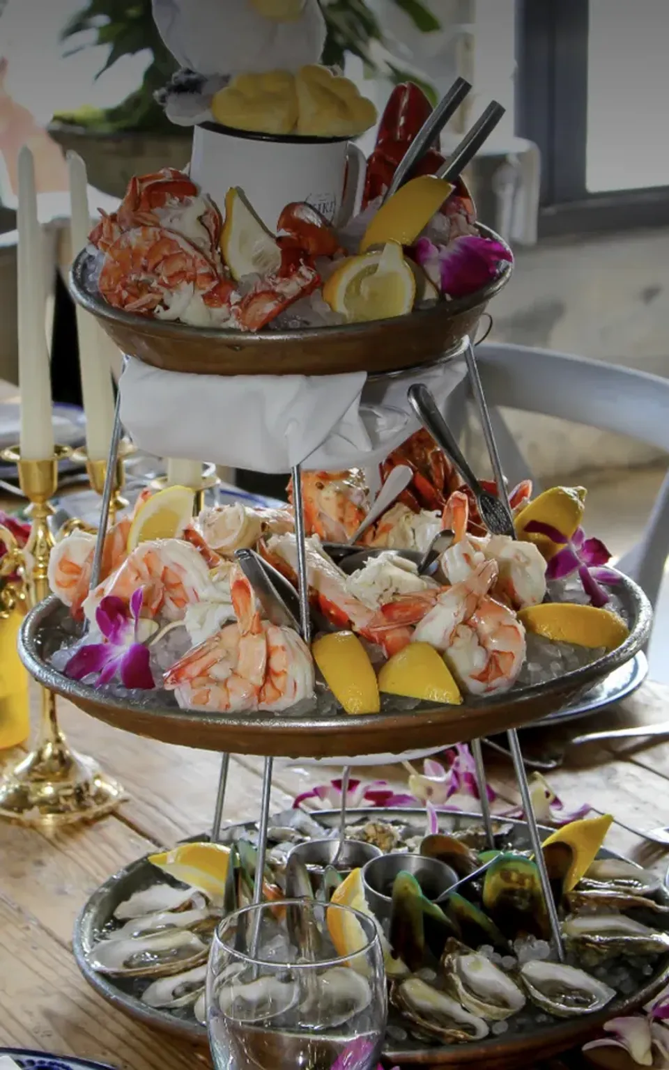 SEAFOOD TOWER