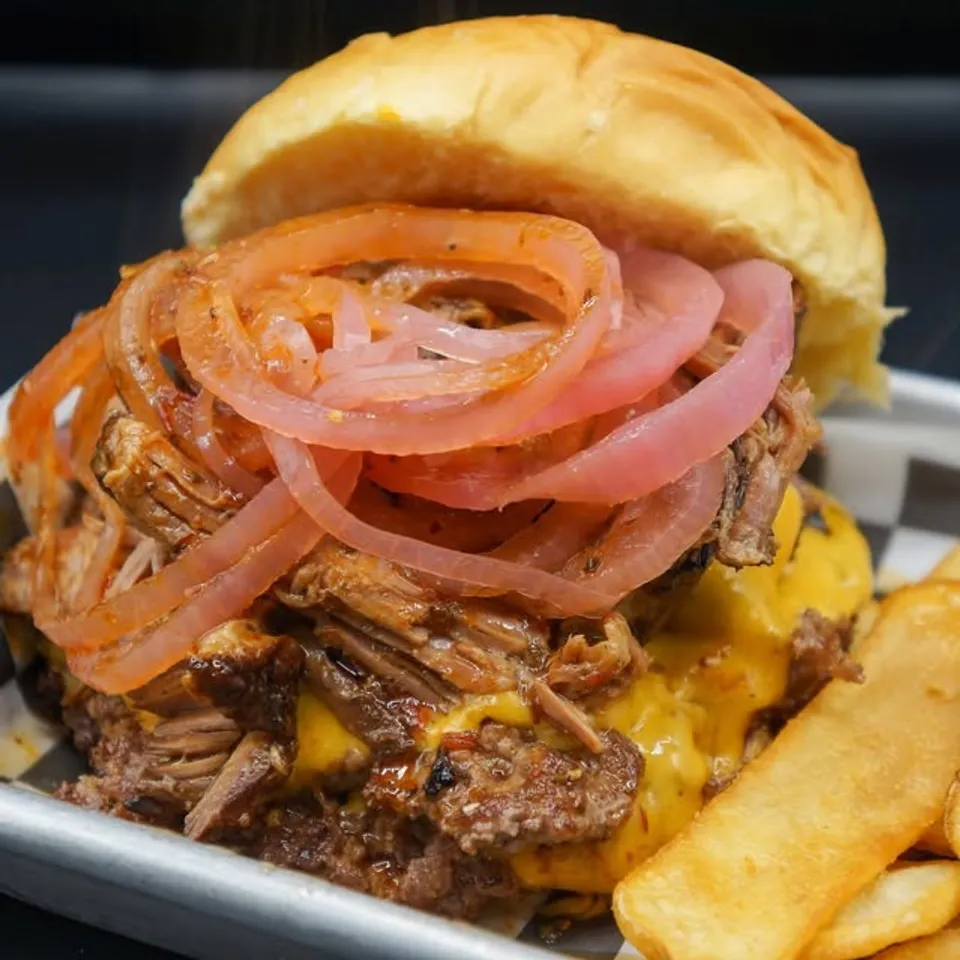 CRAFT = Smash Burgers + Pizza + Beer + Cocktails