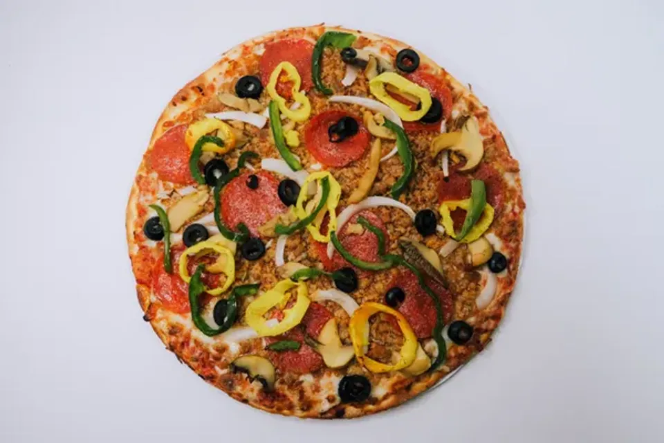 16" Super Strom Pizza