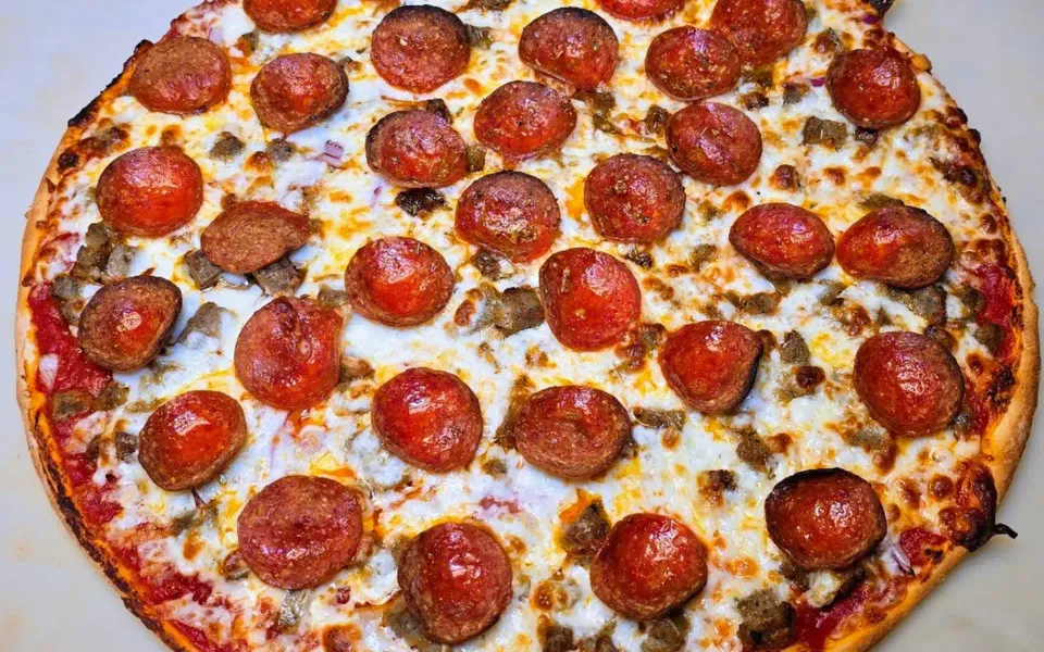 About Pusateri’s Chicago Pizza